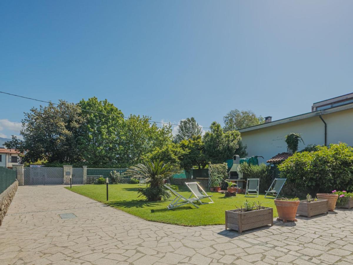 Apartment Emiliano By Interhome Marina di Massa Eksteriør bilde