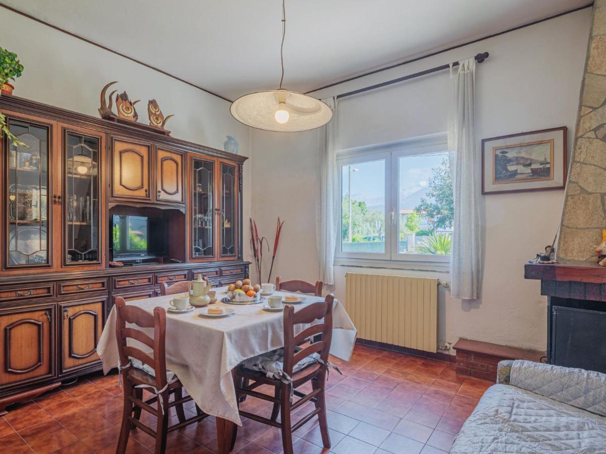 Apartment Emiliano By Interhome Marina di Massa Eksteriør bilde