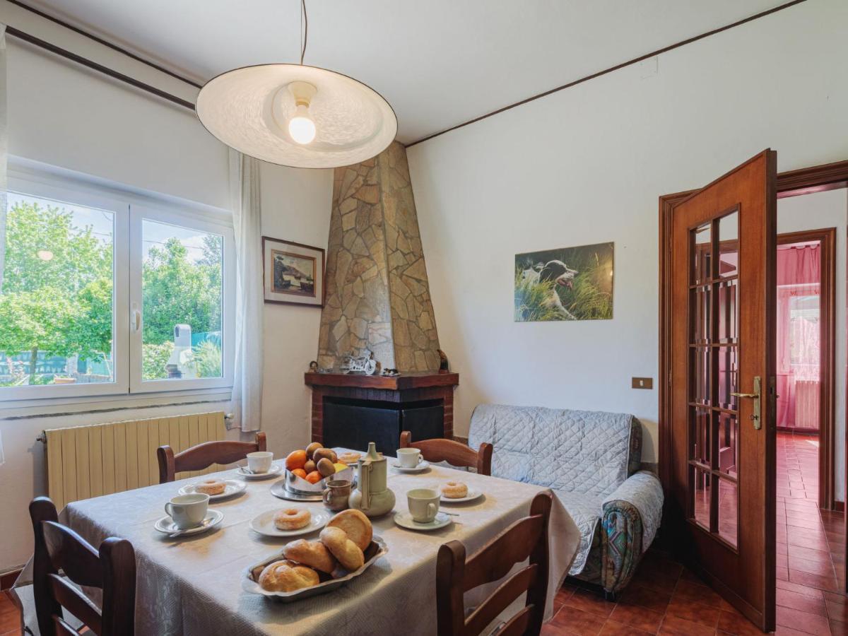 Apartment Emiliano By Interhome Marina di Massa Eksteriør bilde