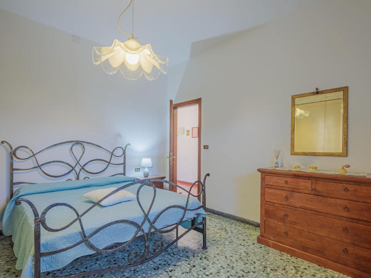 Apartment Emiliano By Interhome Marina di Massa Eksteriør bilde