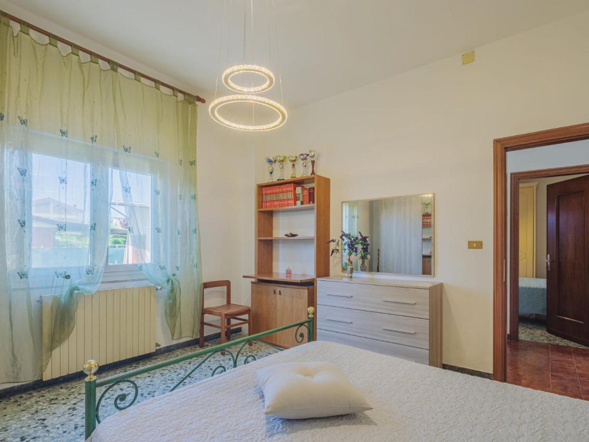 Apartment Emiliano By Interhome Marina di Massa Eksteriør bilde