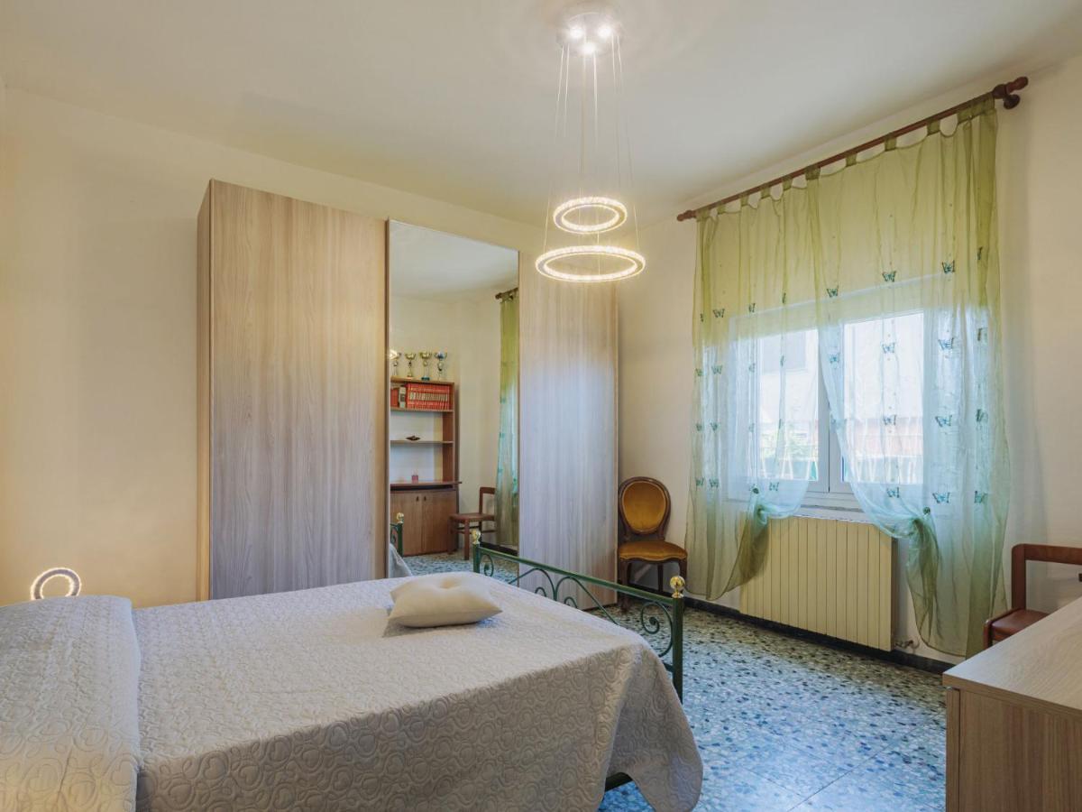 Apartment Emiliano By Interhome Marina di Massa Eksteriør bilde