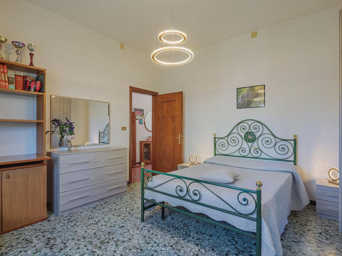 Apartment Emiliano By Interhome Marina di Massa Eksteriør bilde
